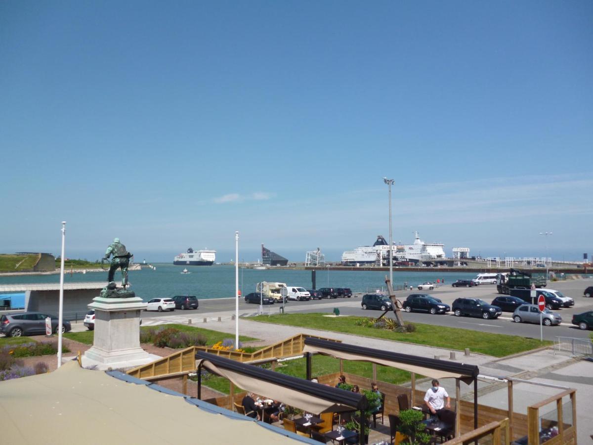 Gentlemen Appartement Au Premier Etage A 50 Metres De La Mer Sangatte Exteriör bild