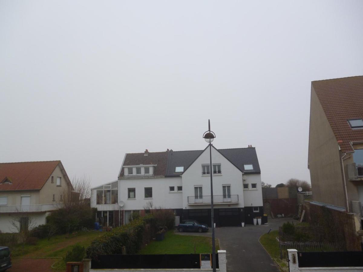 Gentlemen Appartement Au Premier Etage A 50 Metres De La Mer Sangatte Exteriör bild